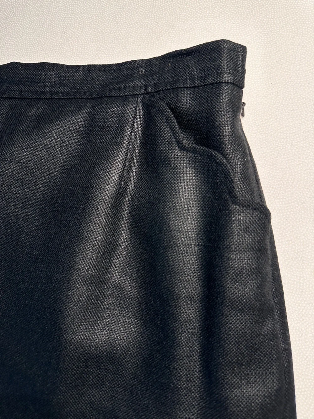 Vintage 1999 Aquascutum of London Black Linen Blend Pencil Skirt S:14 England